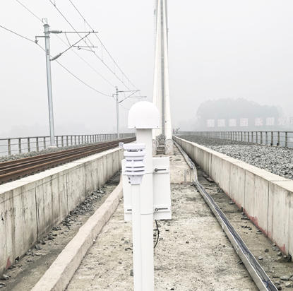桥梁安全GNSS监测系统：高精度守护交通命脉